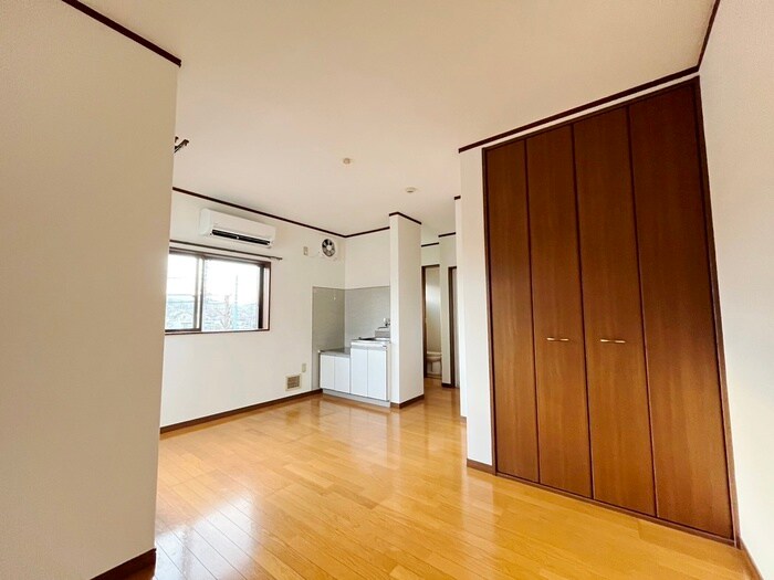 物件内観写真8　(居室)