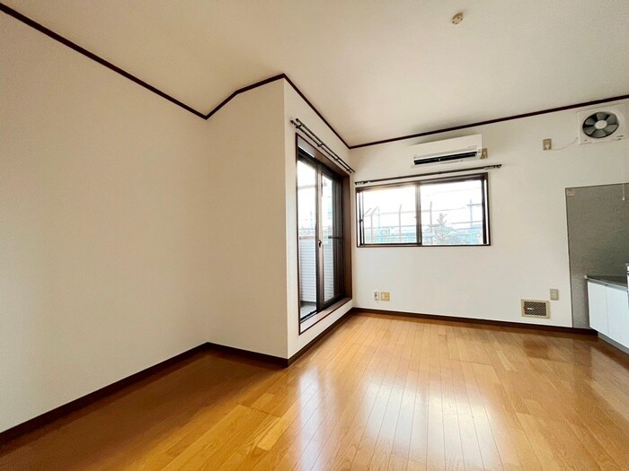 物件内観写真9　(居室)