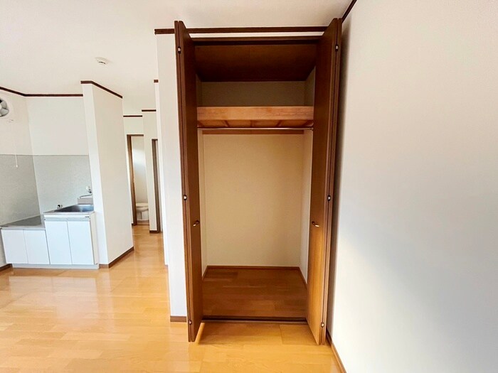 物件内観写真10　(収納)