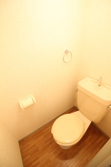 物件内観写真14　(トイレ)