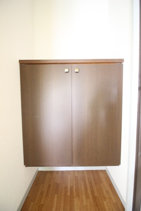 物件内観写真16　(靴箱)