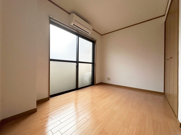 物件内観写真17　(居室)