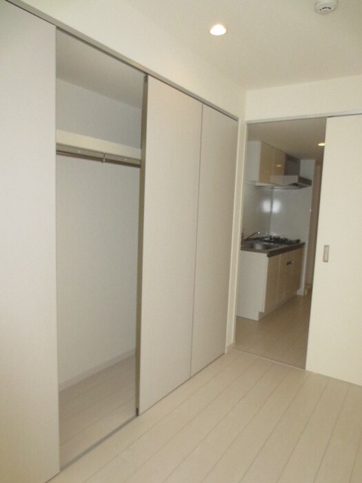 物件内観写真7　(収納)