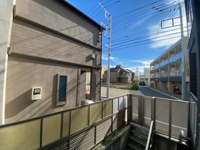 物件内観写真13　(室内からの展望)