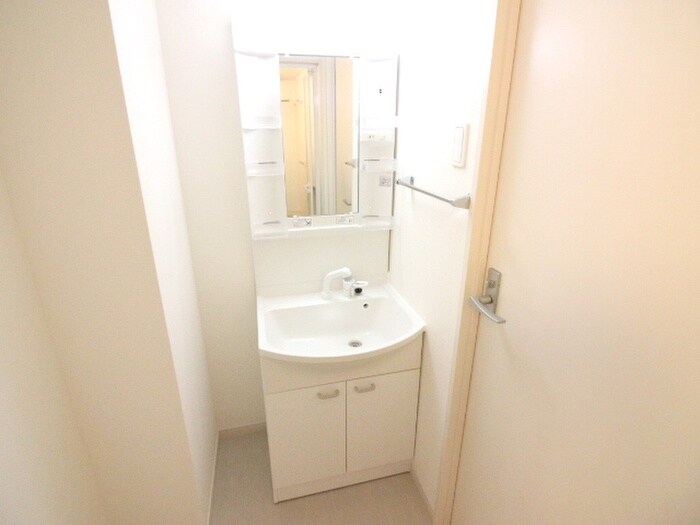 物件内観写真9　(洗面)