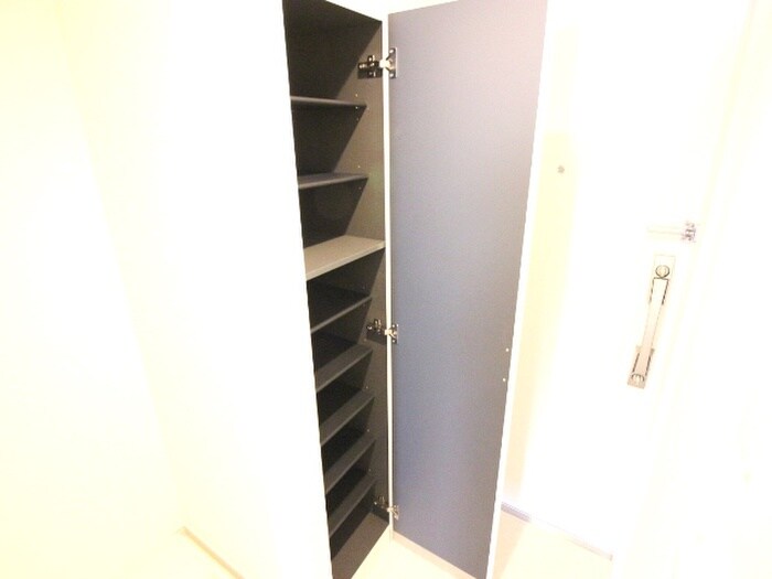 物件内観写真14　(靴箱)