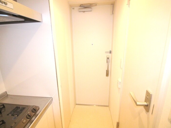 物件内観写真14　(玄関)