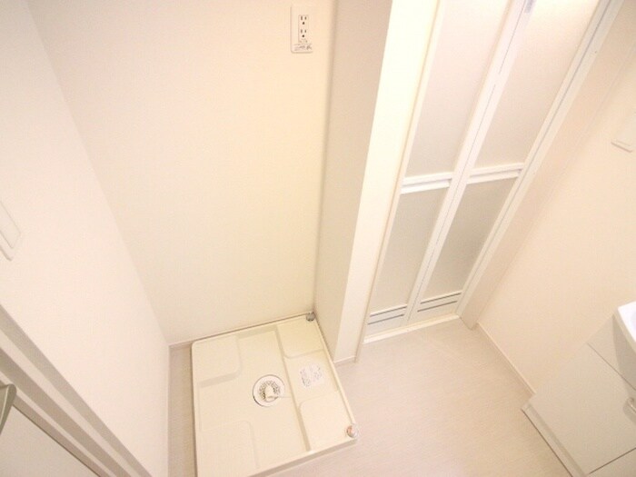 物件内観写真20　(洗濯機置場)