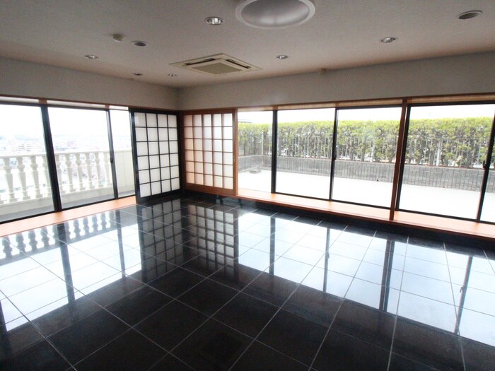 物件内観写真10　(居室)