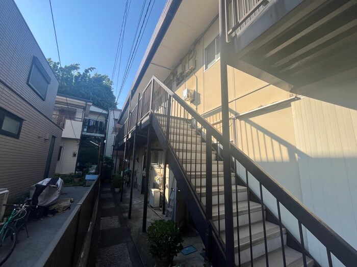 物件外観写真6　(エントランス部分)