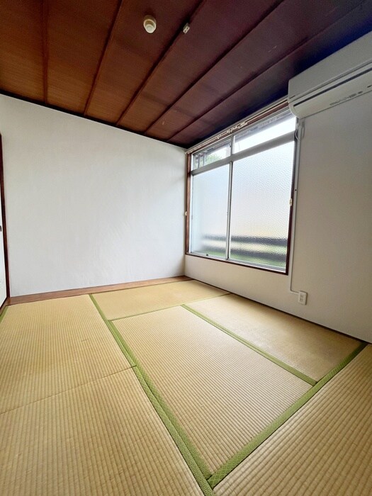 物件内観写真10　(居室)