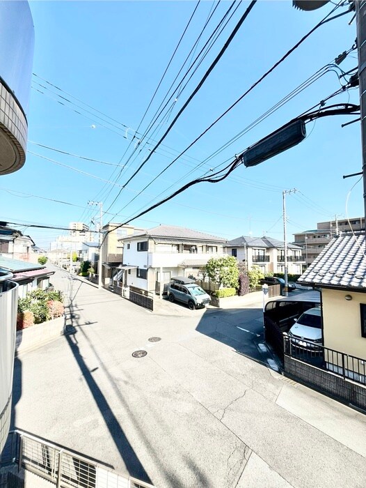 物件内観写真18　(室内からの展望)