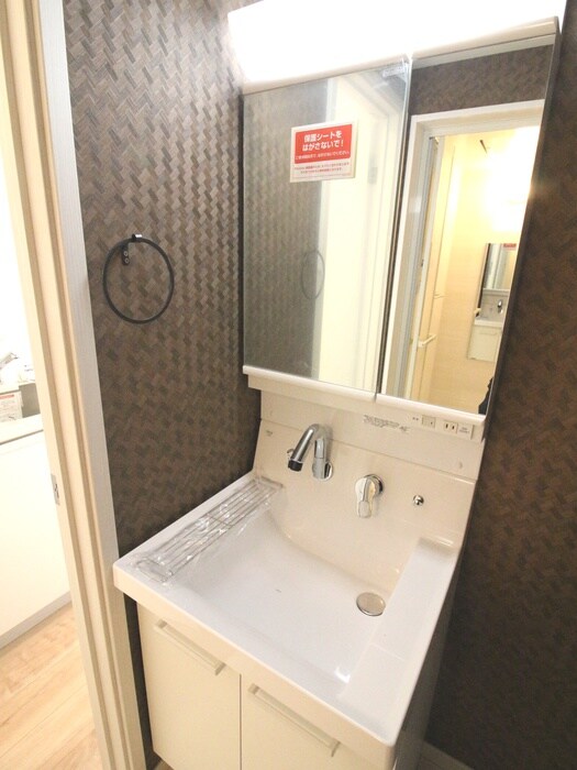 物件内観写真9　(洗面)
