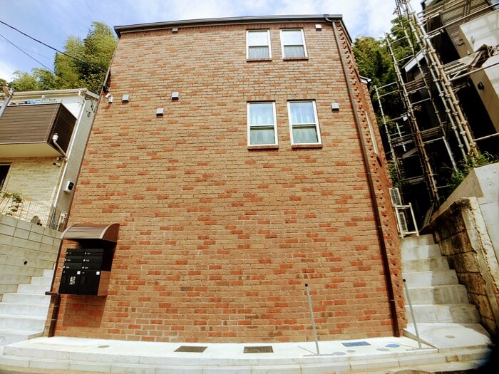 物件外観写真5　(外観写真)