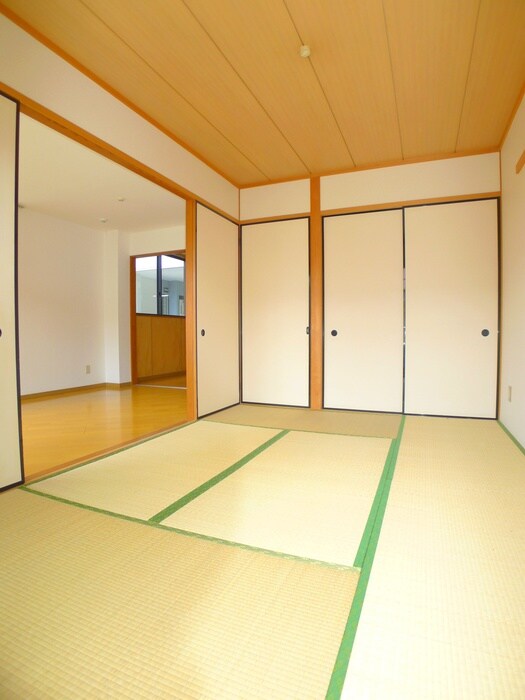 物件内観写真10　(収納)