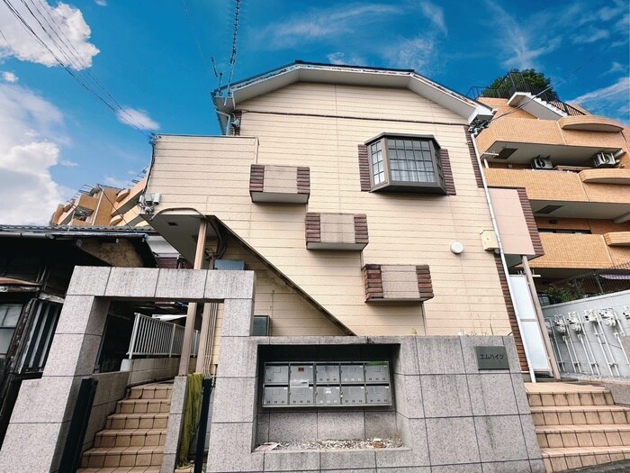 物件外観写真1　(外観写真)