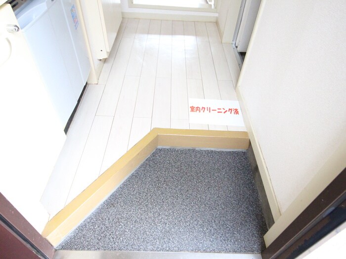 物件内観写真20　(玄関)