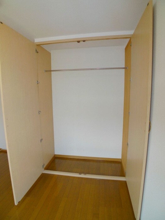 物件内観写真7　(収納)