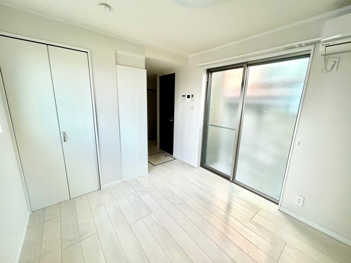 物件内観写真8　(居室)