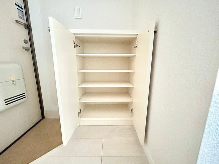 物件内観写真19　(靴箱)