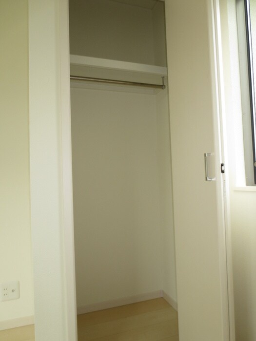 物件内観写真9　(収納)