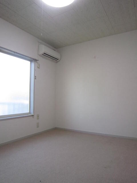 物件内観写真15　(居室)