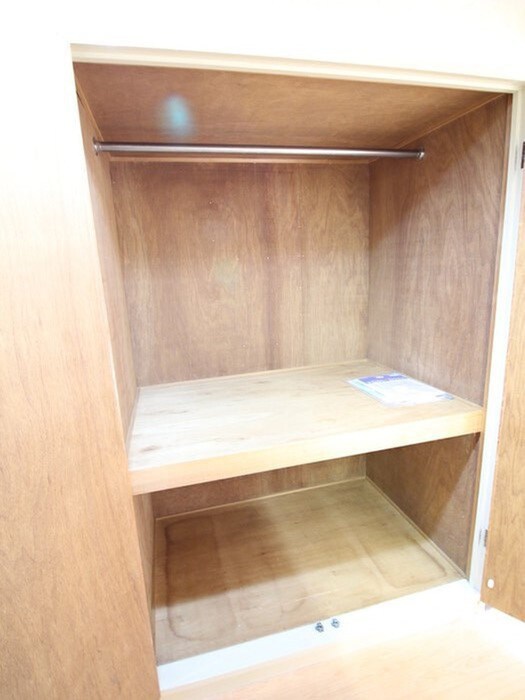 物件内観写真12　(収納)