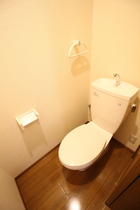 物件内観写真10　(トイレ)