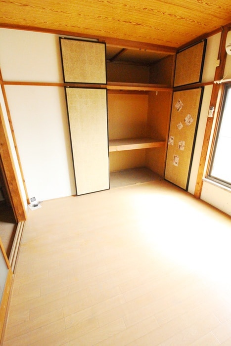 物件内観写真8　(居室)