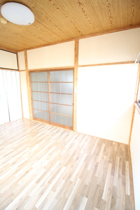 物件内観写真8　(居室)