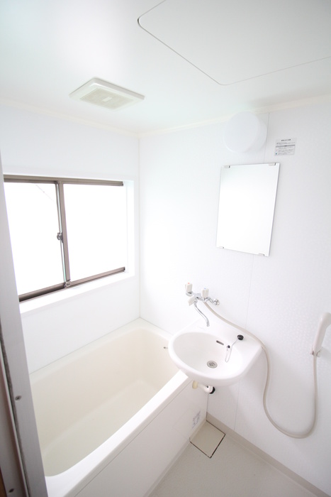 物件内観写真13　(バス／シャワールーム等)
