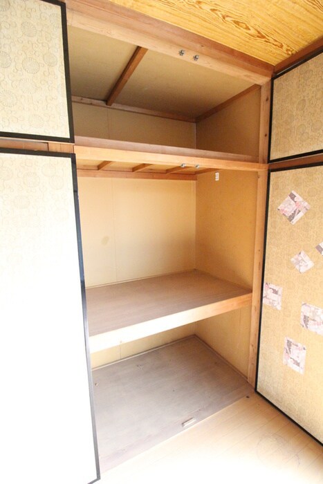 物件内観写真15　(収納)