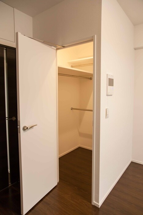 物件内観写真10　(収納)