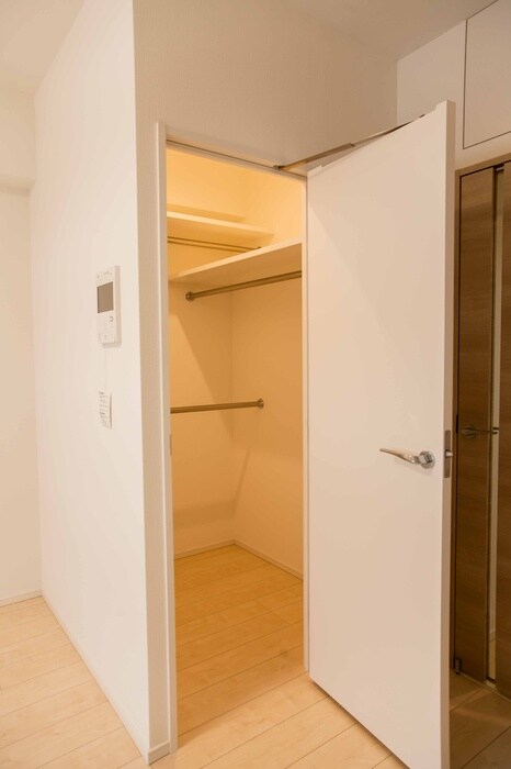 物件内観写真11　(収納)