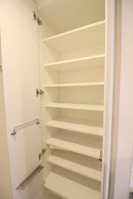 物件内観写真15　(靴箱)