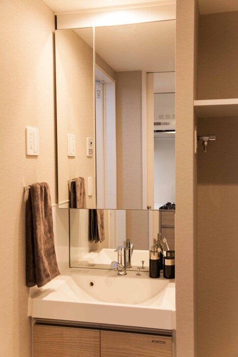 物件内観写真16　(洗面)