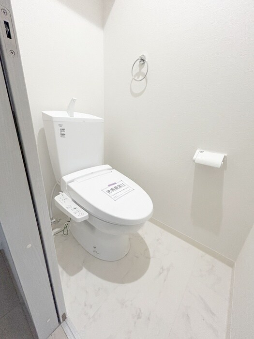 物件内観写真12　(トイレ)