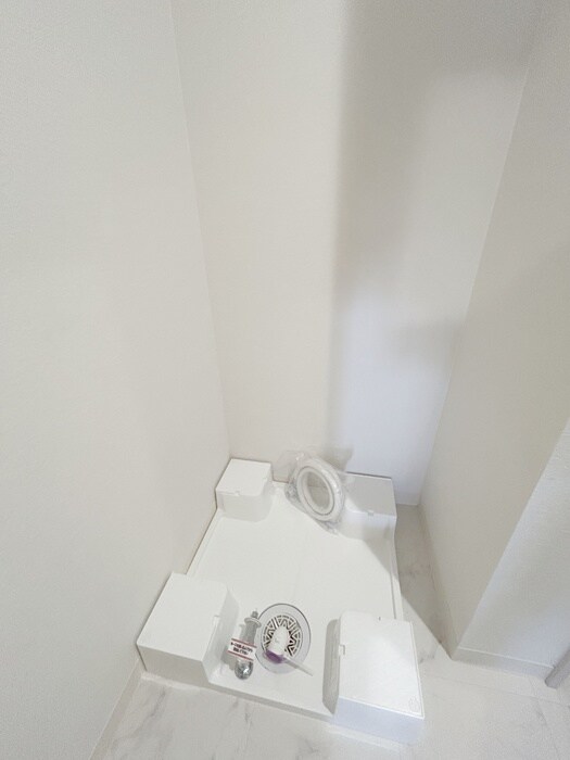 物件内観写真13　(洗濯機置場)