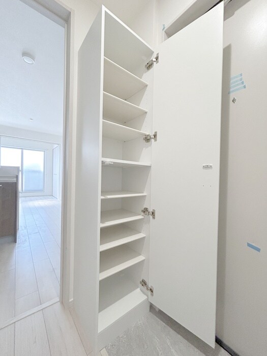 物件内観写真17　(靴箱)