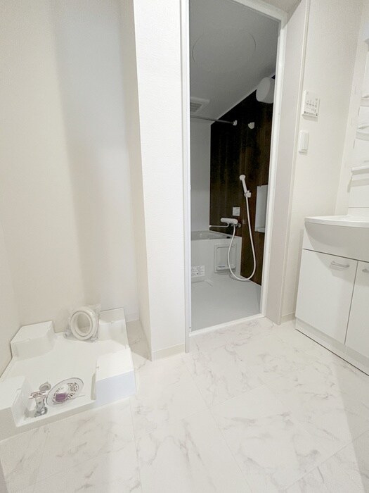 物件内観写真18　(廊下)