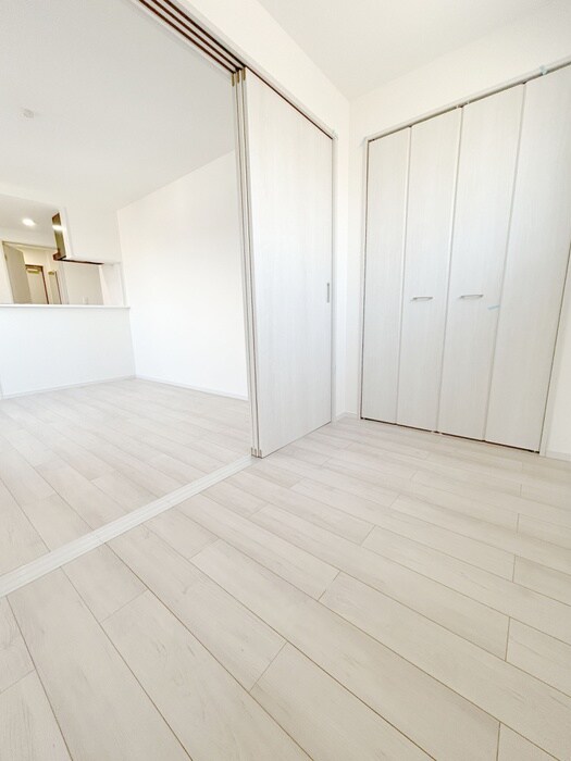 物件内観写真22　(居室)