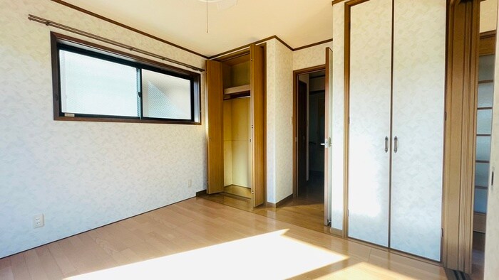 物件内観写真10　(居室)
