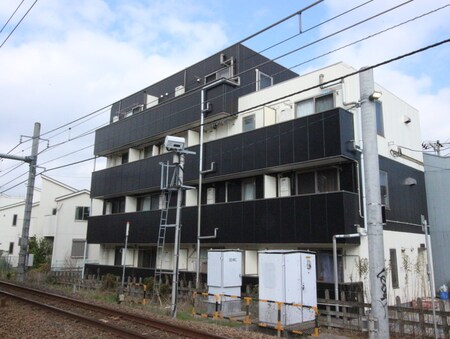 ソリッドリファイン稲田堤外観写真