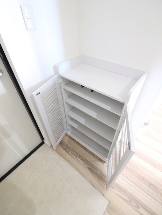 物件内観写真18　(靴箱)