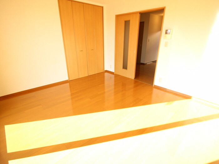 物件内観写真15　(居室)