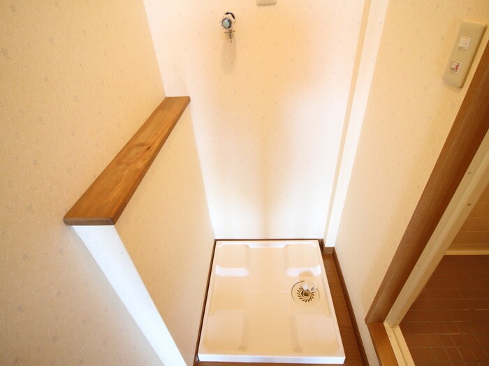 物件内観写真22　(洗濯機置場)