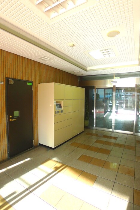 物件外観写真4　(建物設備)