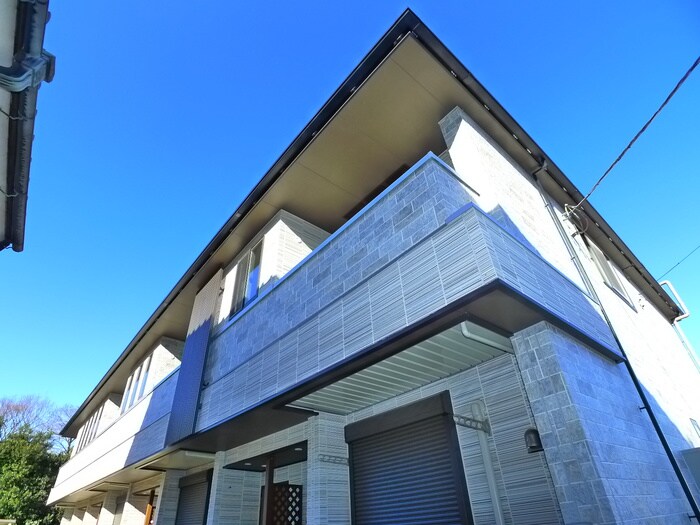 物件外観写真2　(建築中)