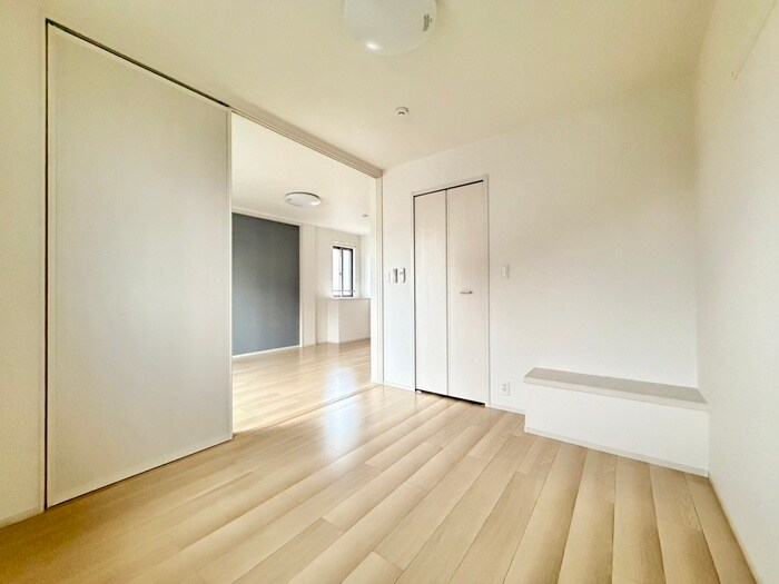 物件内観写真4　(居室)