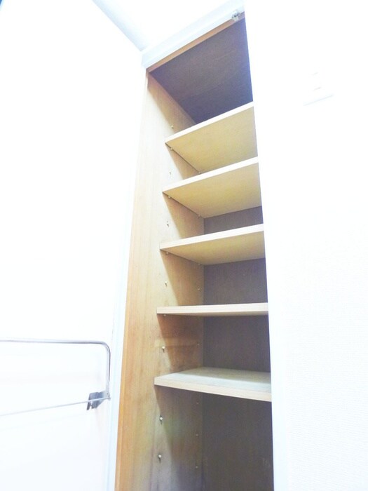 物件内観写真18　(靴箱)